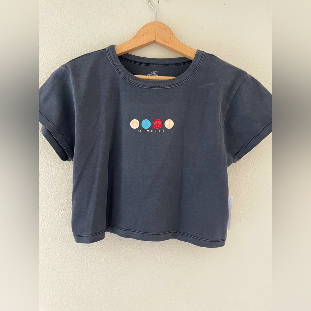 Size XL New O'Neill Womens Black Peace Crop Top Graphic T Shirt NWT MSRP $26.